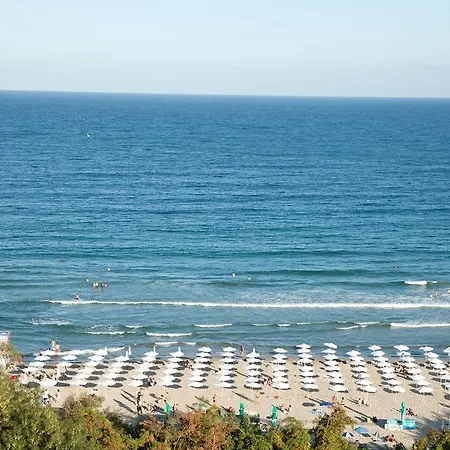 Szálloda Perla Beach Holiday Club 3*