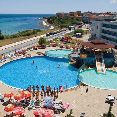 Szálloda Perla Beach Holiday Club
