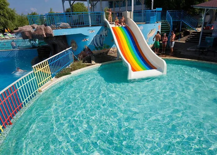 Perla Beach Holiday Club 3* 프리모르스코