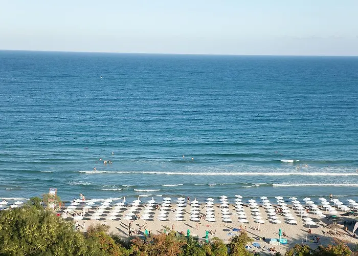 호텔 Perla Beach Holiday Club 3*